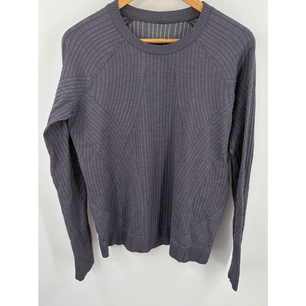 Lululemon rest less gray purple textured long sleeve performance top women’s 4